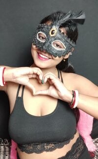 Watch Mampykolkata's Live Sex Show