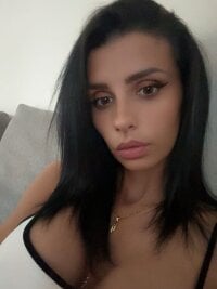 Watch FlirtDeea's Live Sex Show