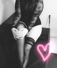 Смотреть секс шоу Addaline-girly