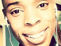 Sehen Sie sich MufasaKingTees Live-Sexshow an