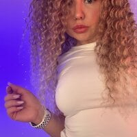 Watch KatBigBum's Live Sex Show