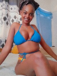 Sehen Sie sich Leila-Prettys Live-Sexshow an
