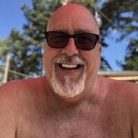 Sehen Sie sich superbearbosss Live-Sexshow an