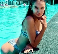 Sehen Sie sich Jasmine_Hollands Live-Sexshow an