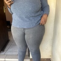 Watch BigSexyEbony's Live Sex Show