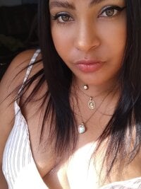 Watch ozuna_sex's Live Sex Show