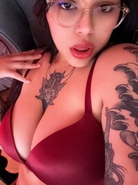 Watch miacanela_xo's Live Sex Show