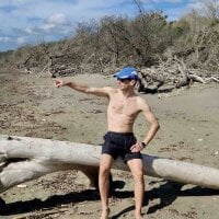 Sehen Sie sich MisterRedXXXs Live-Sexshow an