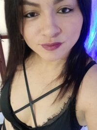 Sehen Sie sich Linda_Larss Live-Sexshow an