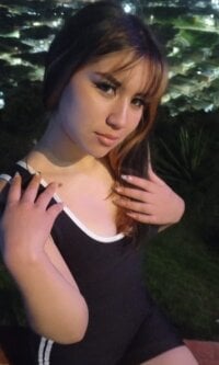 Watch afroditalabella's Live Sex Show