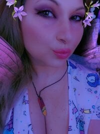 Watch YOUR_MATURE_FANTASY's Live Sex Show