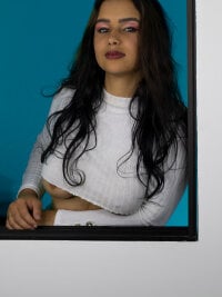 Watch CristalSadik's Live Sex Show