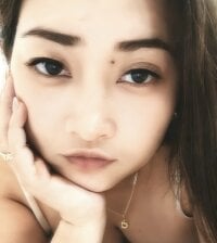 Watch Wetmedaddyxxx's Live Sex Show