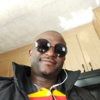 Sehen Sie sich zuluboyxxs Live-Sexshow an