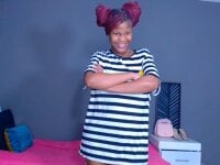 Sehen Sie sich BarbieDoll21s Live-Sexshow an