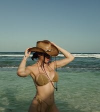 Sehen Sie sich Im_Valentinas Live-Sexshow an