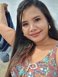 Watch Alyxa_Star's Live Sex Show