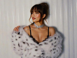 Порночат с IsabelaLoben