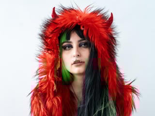 Sehen Sie sich AngelBlakees Live-Sexshow an