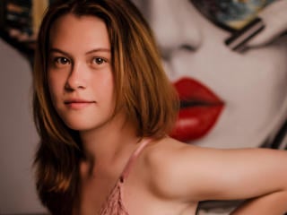 Sehen Sie sich TaylorCarperts Live-Sexshow an