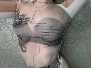 MiraGi's Webcam Live Show