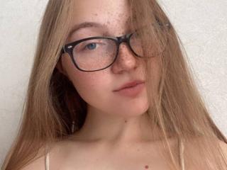 Порночат с ArrinaWair