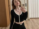 Sehen Sie sich KiraFoxiks Live-Sexshow an