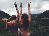 Смотреть секс шоу Wetnaughtygirls