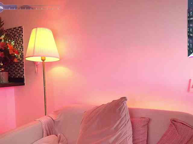 SallyeLeins's Webcam Live Show