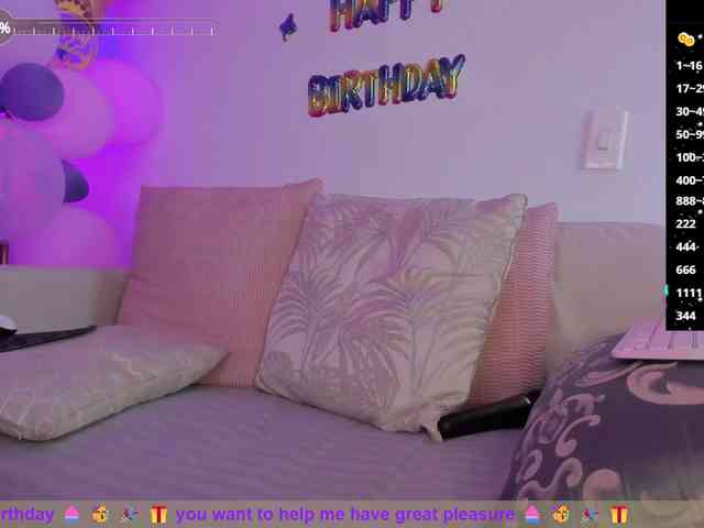 SallyeLeins's Webcam Live Show