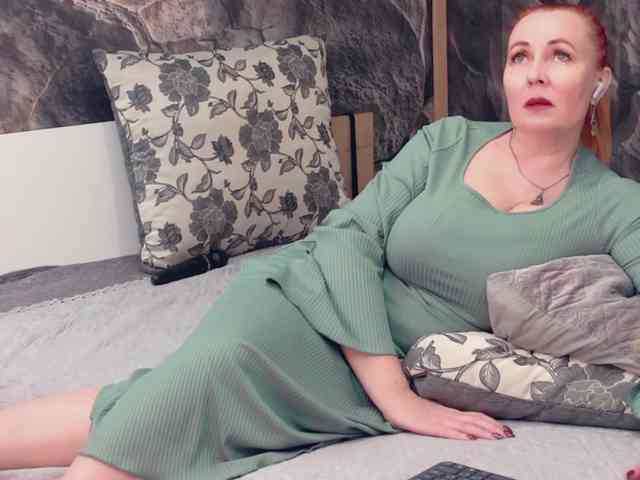 IvettaShine's Webcam Live Show