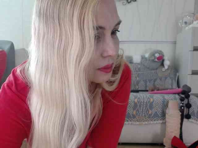 Kamila5555555's Webcam Live Show