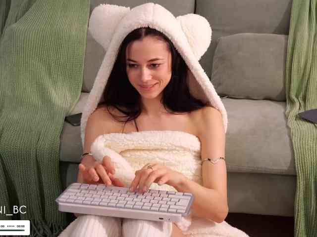 Taanni's Webcam Live Show