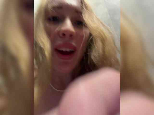 Likachkaa's Webcam Live Show