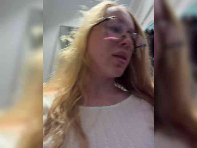 Likachkaa's Webcam Live Show