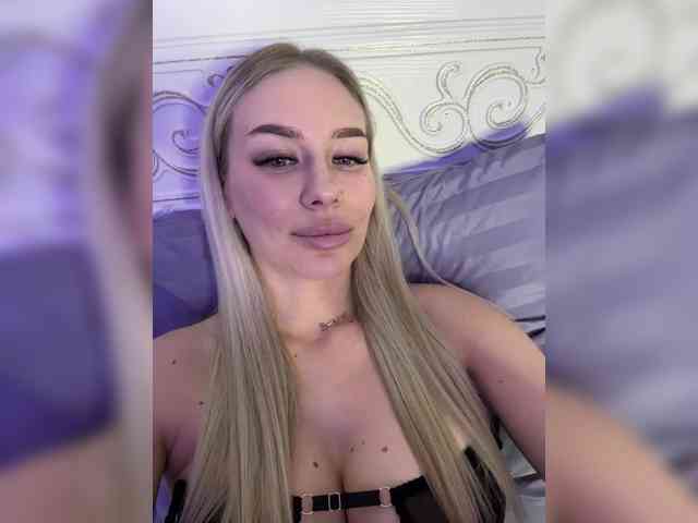 Lovensesgirl's Webcam Live Show
