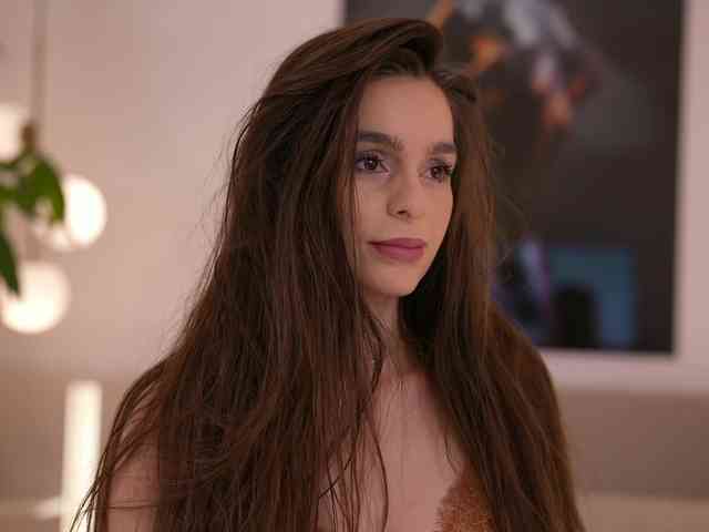 DorisCream's Webcam Live Show