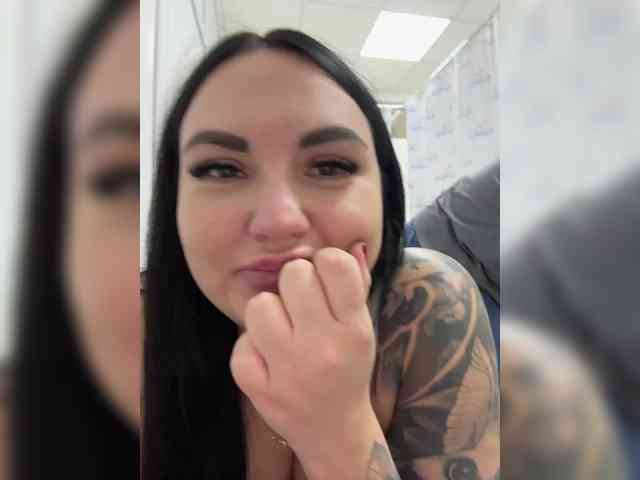 TokionaJoe's Webcam Live Show