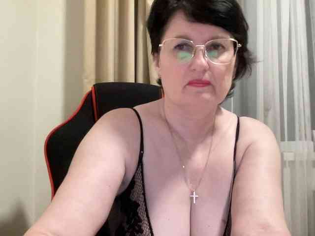 HotMilfPussy's Webcam Live Show
