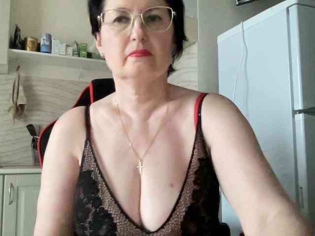 HotMilfPussy's Webcam Live Show