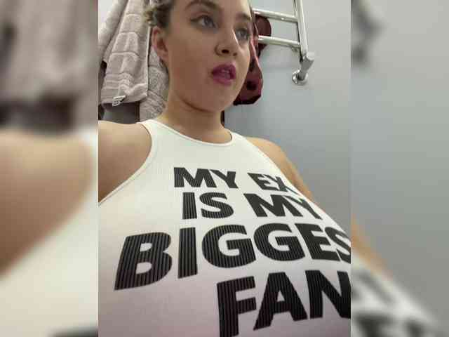 Tuda--Suda's Webcam Live Show