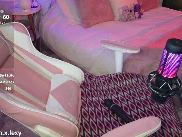 Порночат с queenxlexy