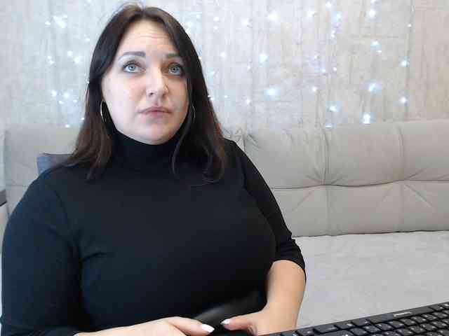 AngelinaCute's Webcam Live Show