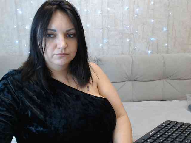 AngelinaCute's Webcam Live Show