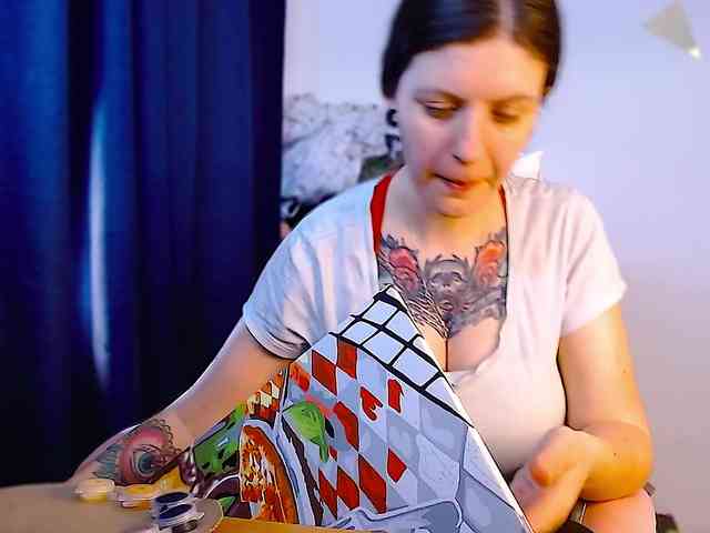 ann-mikele's Webcam Live Show