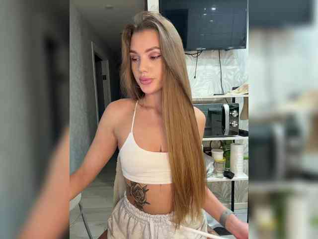 SweetyMia's Webcam Live Show