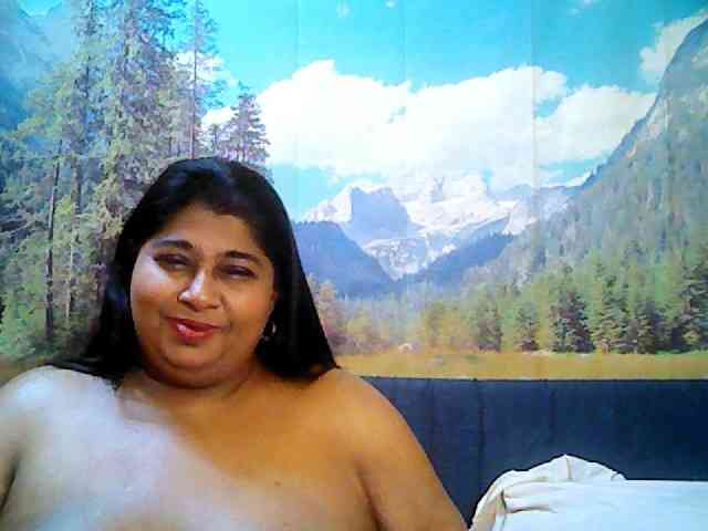 indianhoney's Webcam Live Show