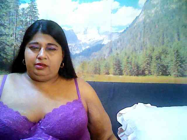 indianhoney's Webcam Live Show