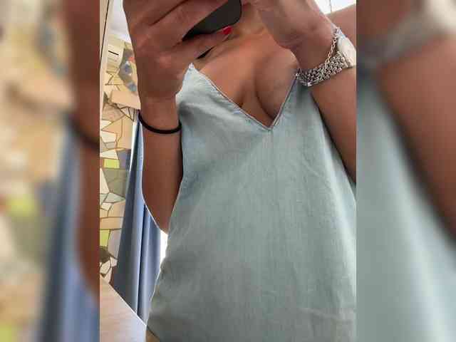 linahelen's Webcam Live Show