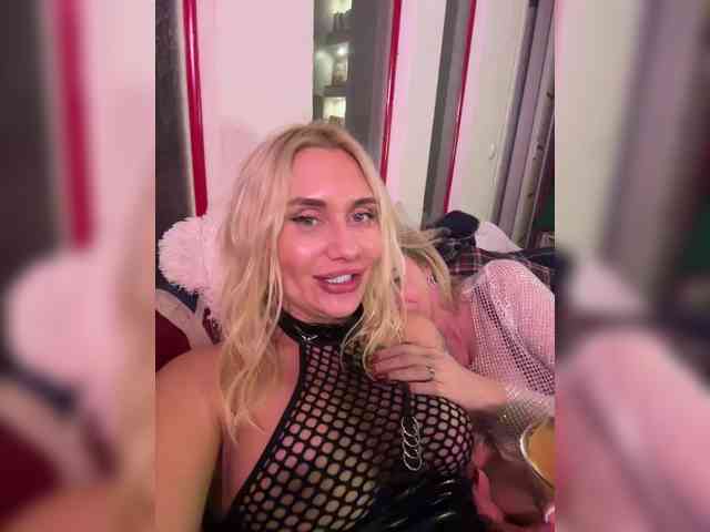 Tvoyasamka77's Webcam Live Show